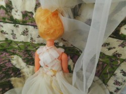 blonde hk bride view